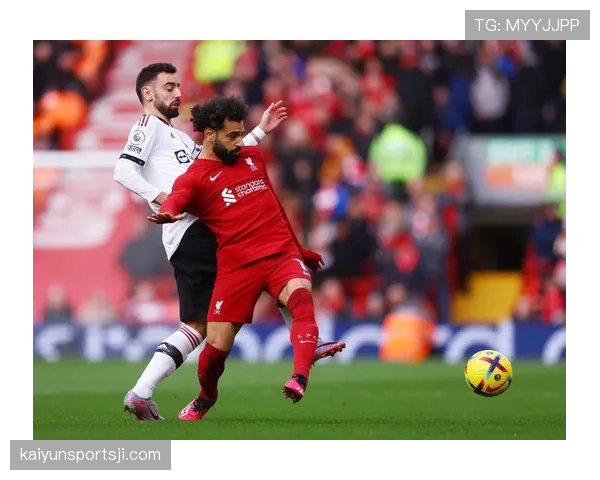 曼联边路打不开、中路受限，空间利用问题逐步反映对赛季表现造成影响